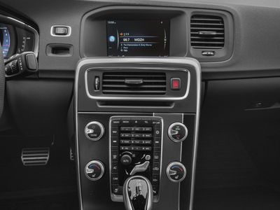 2017 Volvo S60 T6 R-Design Platinum