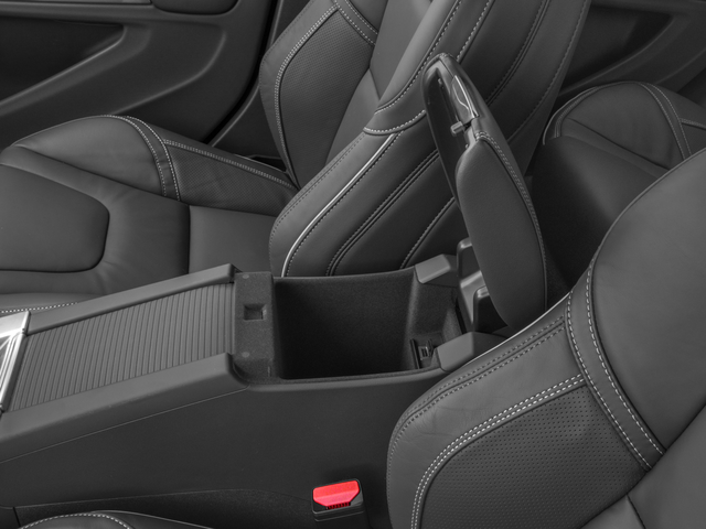 2017 Volvo S60 T6 R-Design Platinum