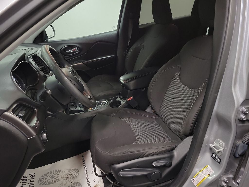 2021 Jeep Cherokee Latitude