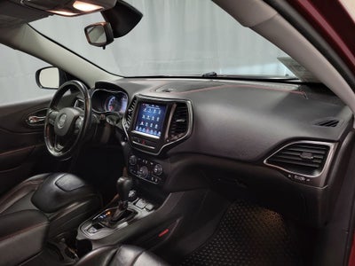 2020 Jeep Cherokee Trailhawk