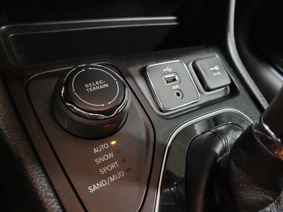 2019 Jeep Cherokee Overland