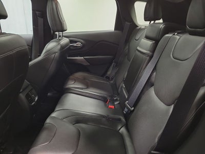 2019 Jeep Cherokee Overland