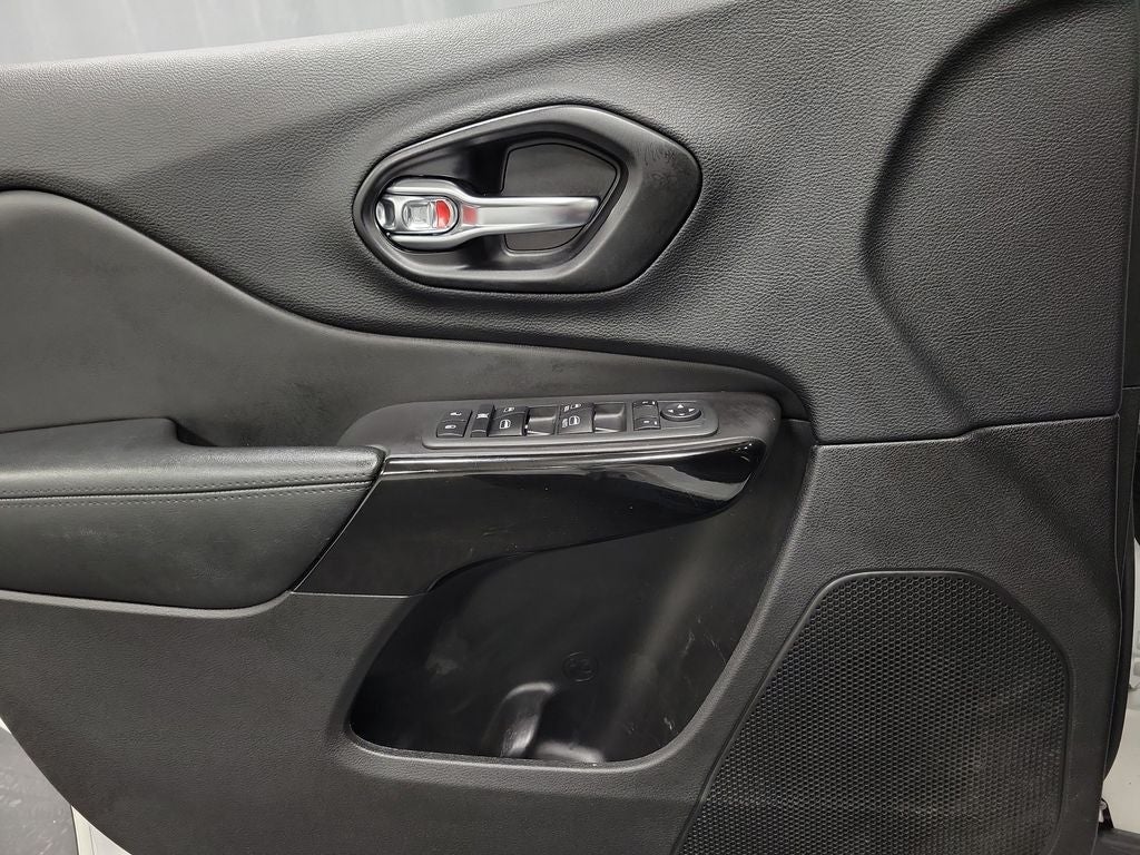 2020 Jeep Cherokee Altitude