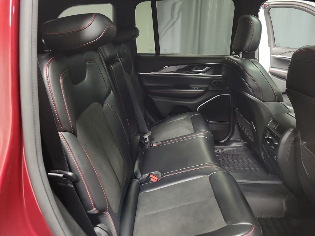 2022 Jeep Grand Cherokee Trailhawk