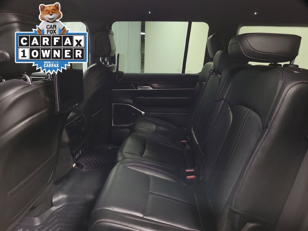 2023 Jeep Wagoneer L Base