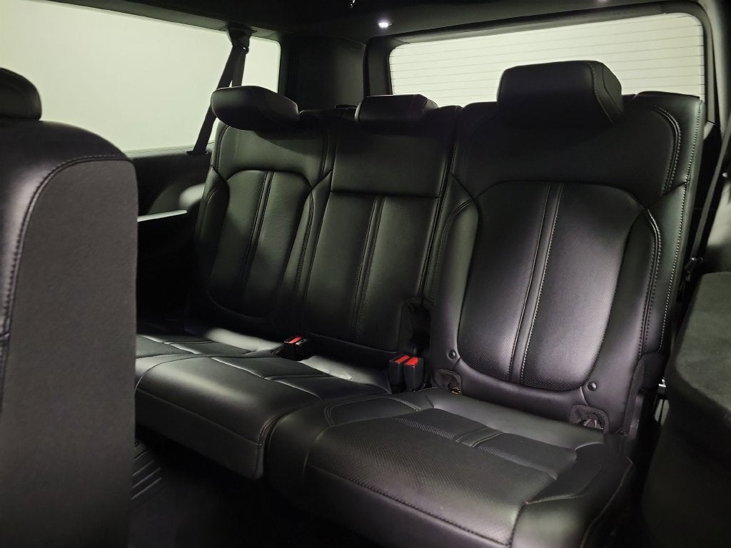 2023 Jeep Wagoneer L Base