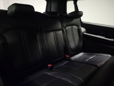 2023 Jeep Wagoneer L Base