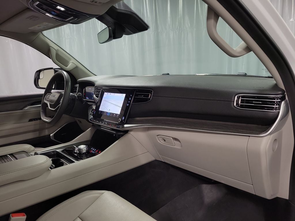2024 Jeep Wagoneer L Series II