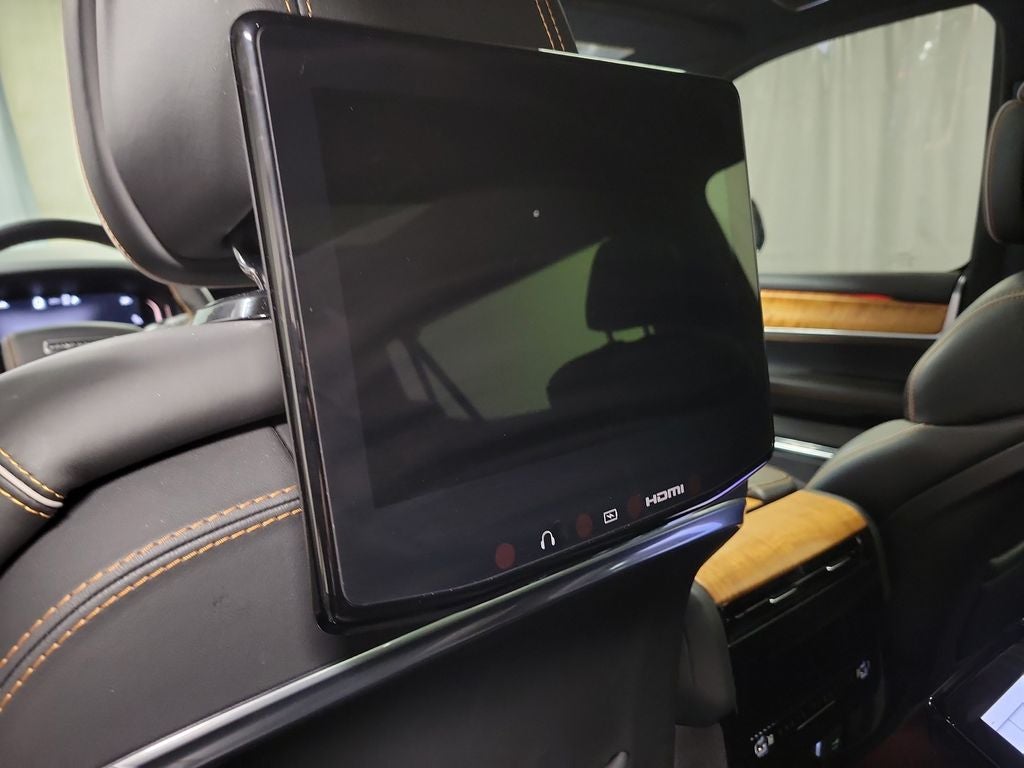 2024 Jeep Grand Wagoneer L Series III