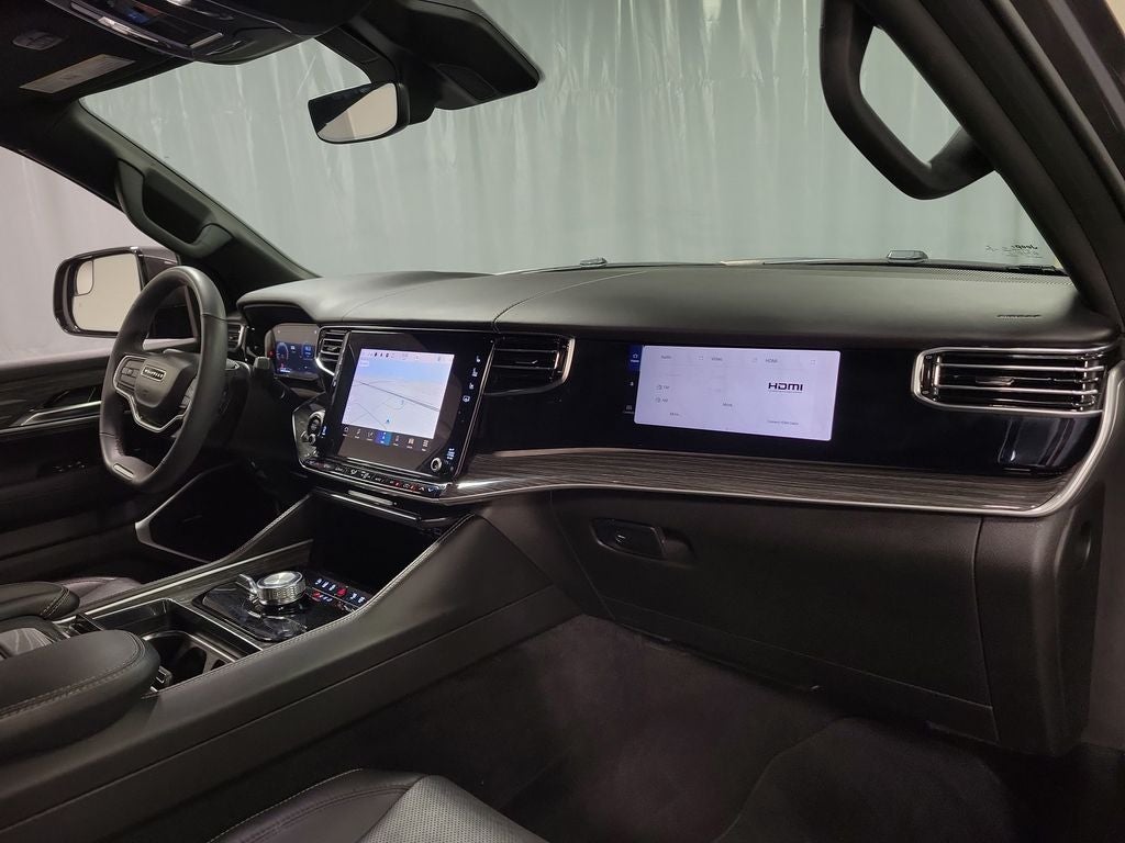 2022 Jeep Wagoneer Series II