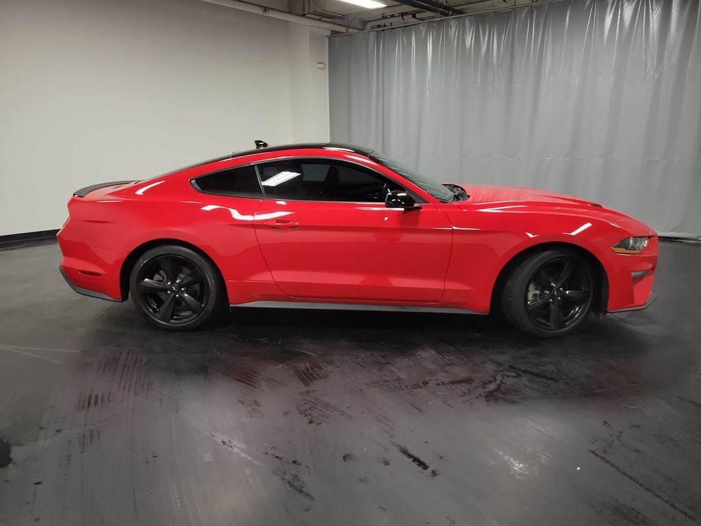 2022 Ford Mustang EcoBoost