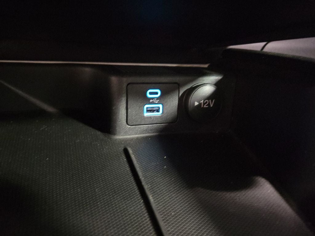 2022 Ford Escape Hybrid Titanium