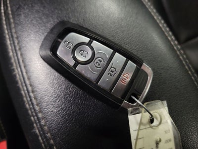 2022 Ford Escape Hybrid Titanium