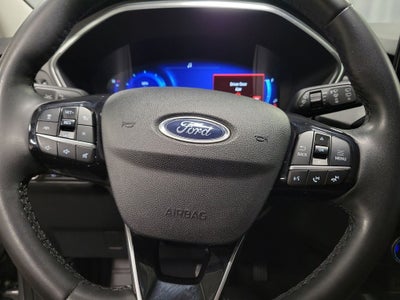 2022 Ford Escape Hybrid Titanium