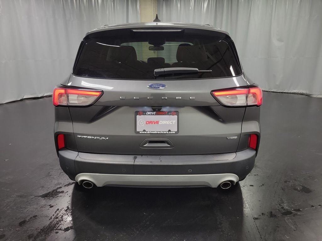 2022 Ford Escape Hybrid Titanium