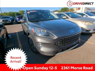 2022 Ford Escape Hybrid Titanium