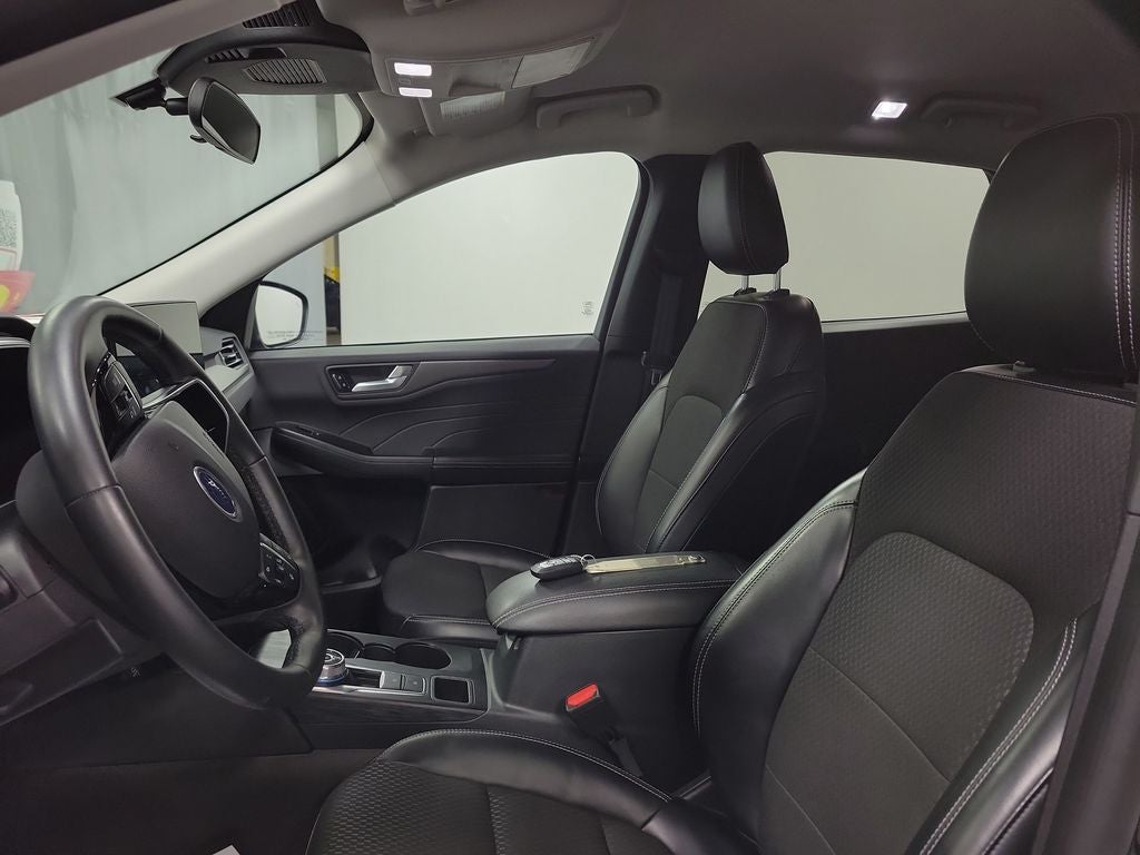 2024 Ford Escape Plug-In Hybrid Base