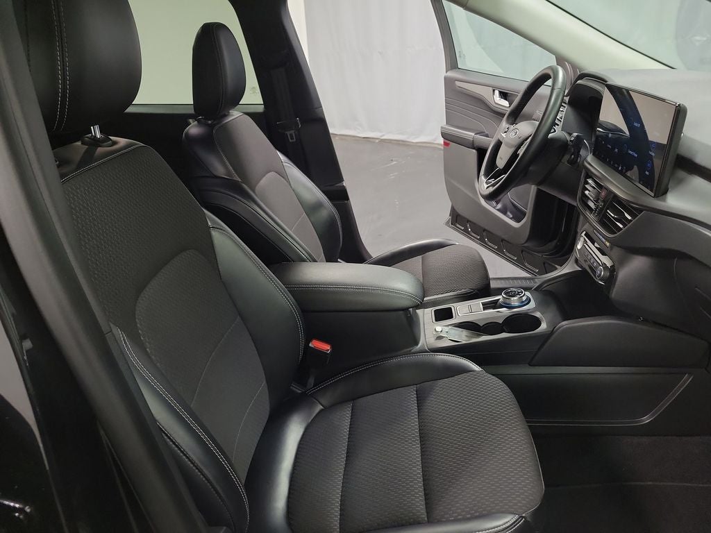 2024 Ford Escape Plug-In Hybrid Base