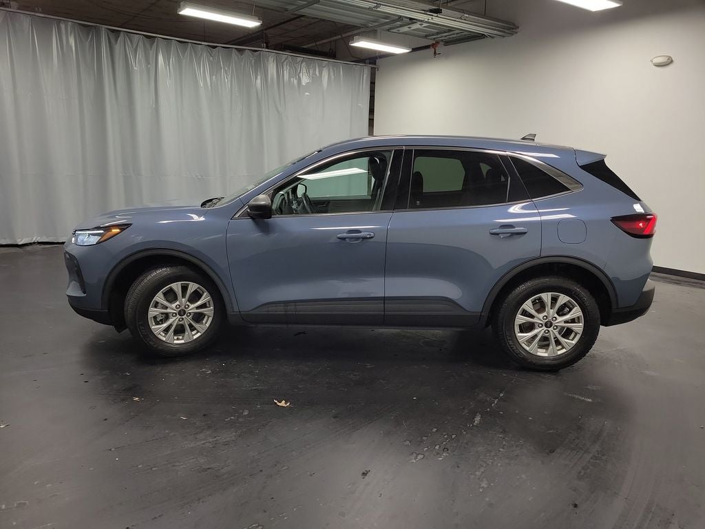 2023 Ford Escape Hybrid Active