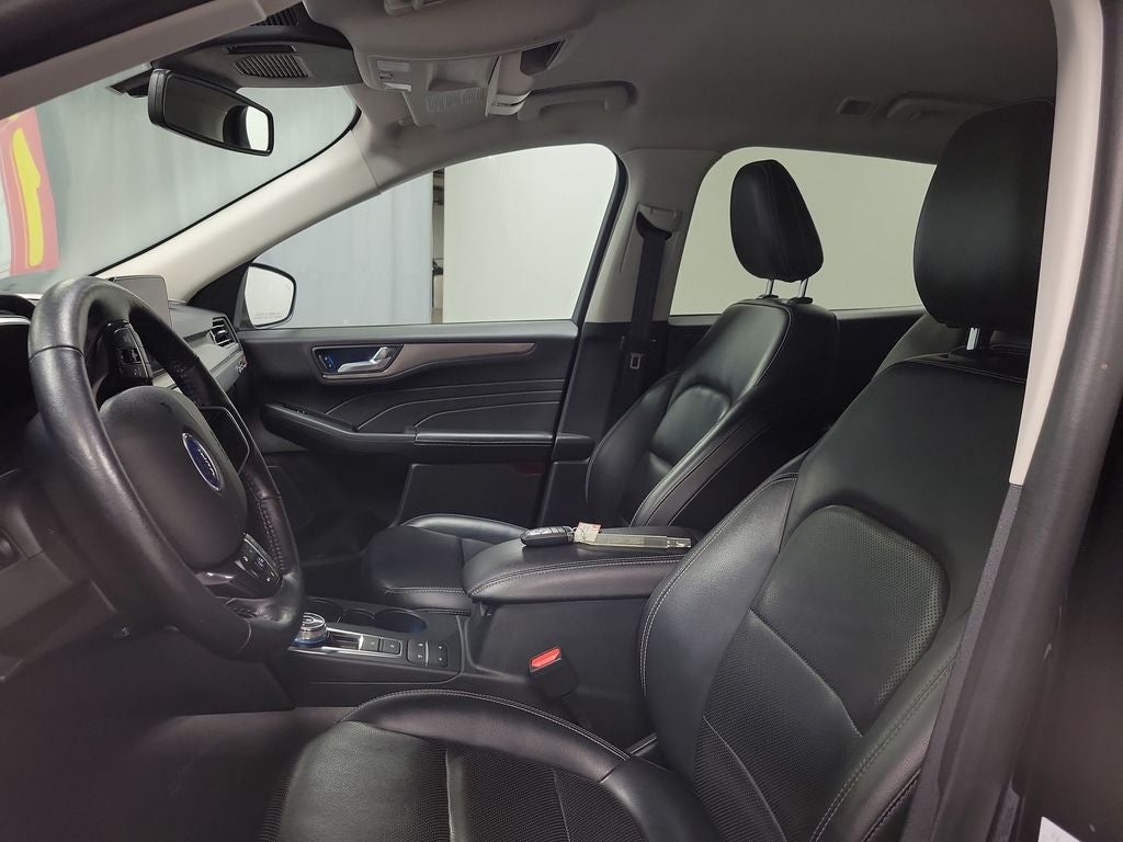 2021 Ford Escape Plug-In Hybrid Titanium