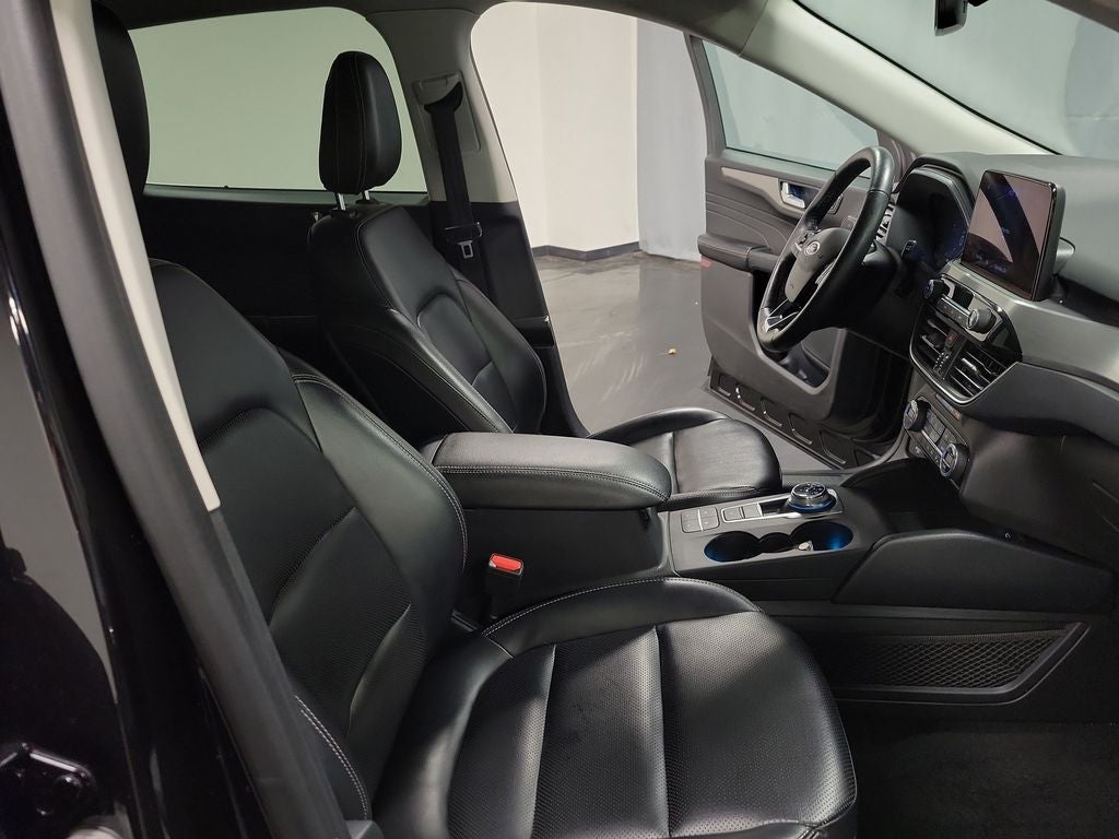 2021 Ford Escape Plug-In Hybrid Titanium