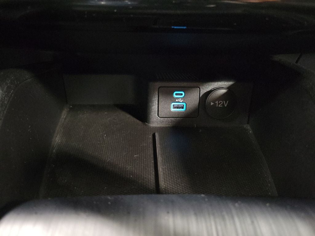 2022 Ford Escape Hybrid SE