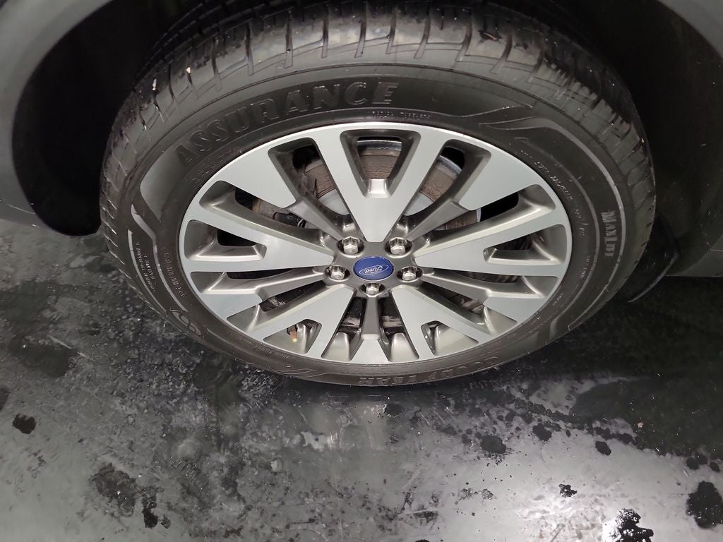 2020 Ford Escape Hybrid Titanium