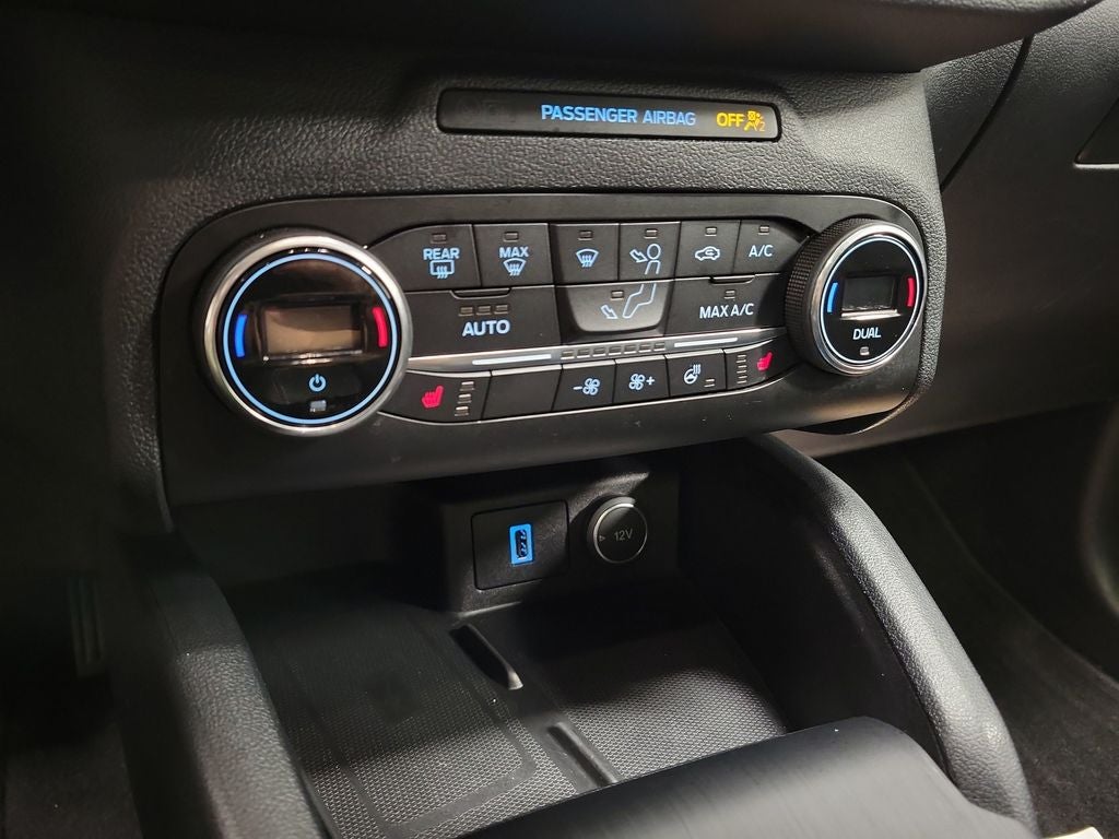 2020 Ford Escape Hybrid Titanium