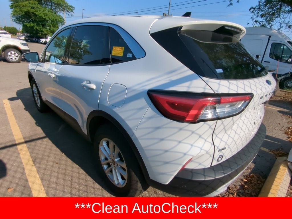 2020 Ford Escape SE