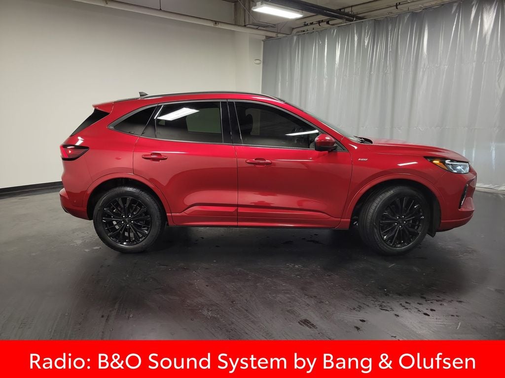2023 Ford Escape ST-Line Elite