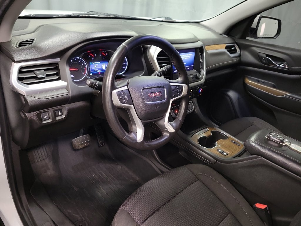 2020 GMC Acadia SLE