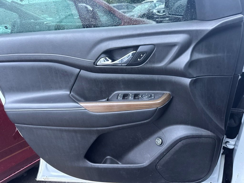 2020 GMC Acadia SLE