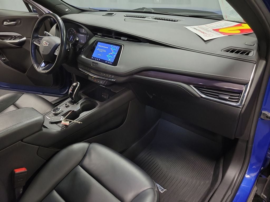 2021 Cadillac XT4 Luxury