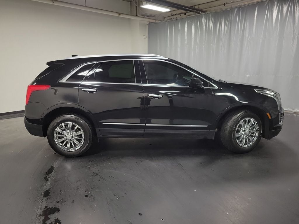 2017 Cadillac XT5 Base