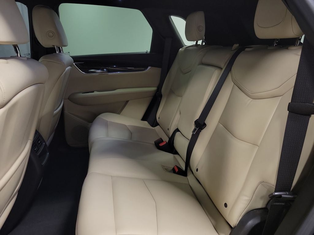 2017 Cadillac XT5 Base