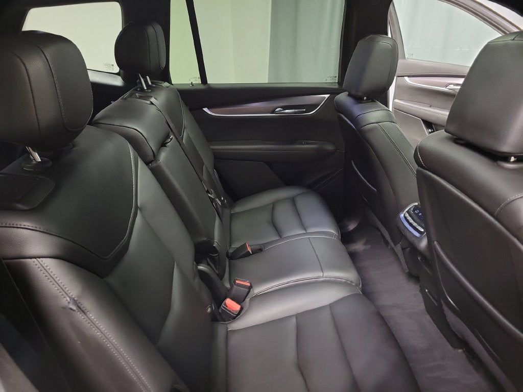 2024 Cadillac XT6 Luxury
