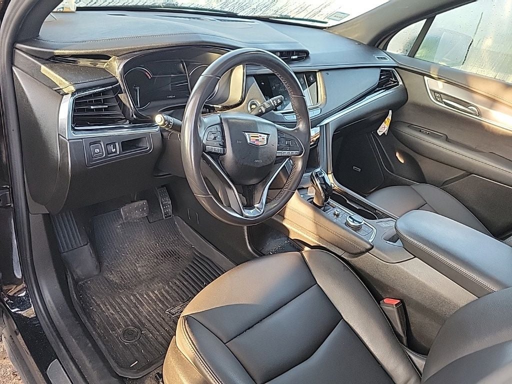 2024 Cadillac XT6 Luxury