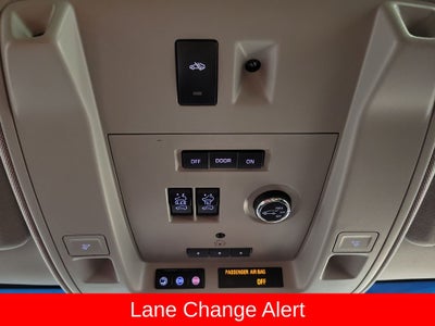 2017 Cadillac Escalade ESV Luxury