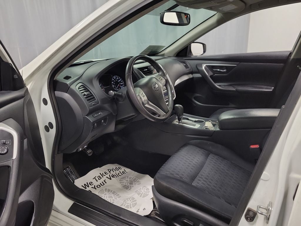 2017 Nissan Altima 2.5 SV