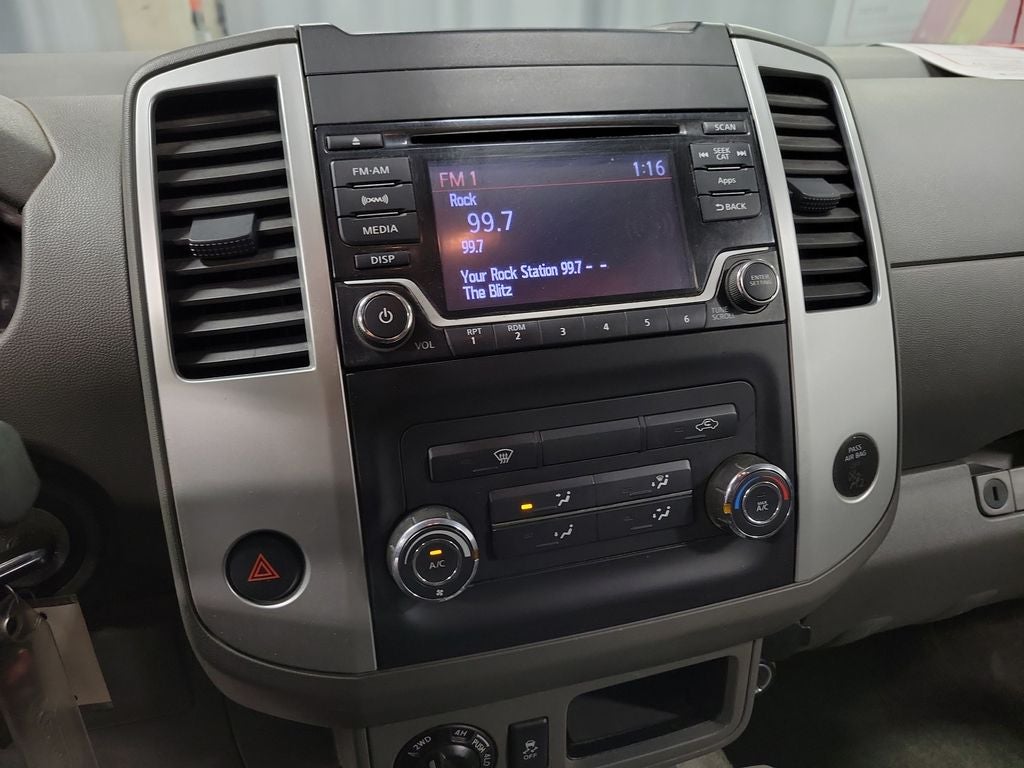 2016 Nissan Frontier SV