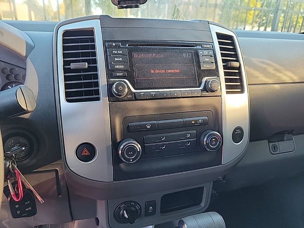 2016 Nissan Frontier SV