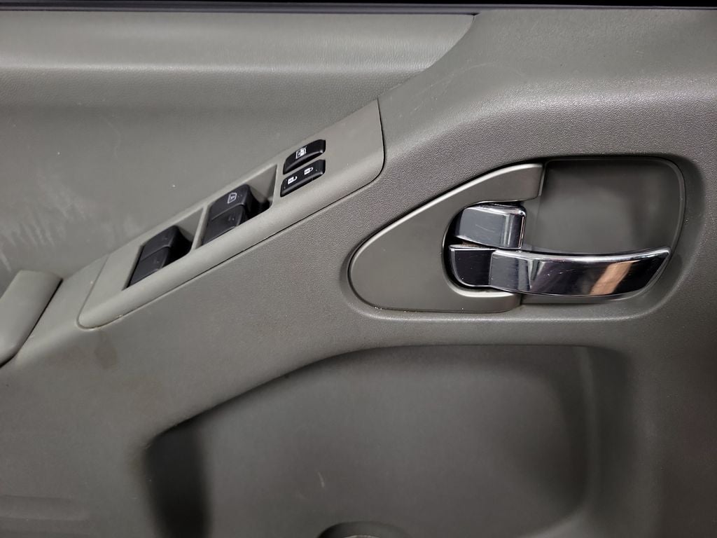 2020 Nissan Frontier SV