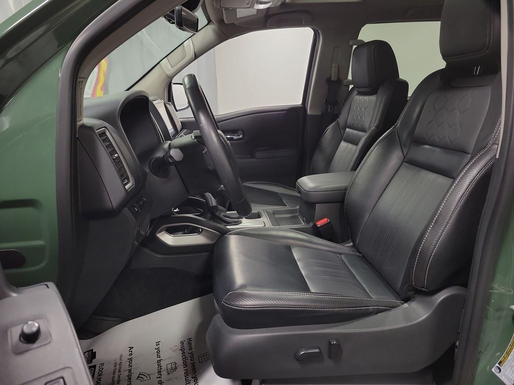 2023 Nissan Frontier SV