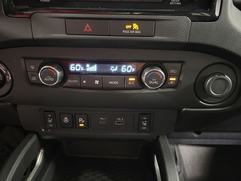 2023 Nissan Frontier SV