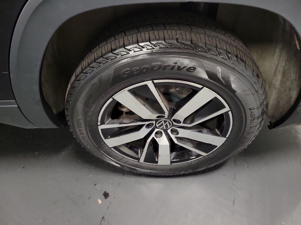 2023 Volkswagen Atlas 2.0T SE