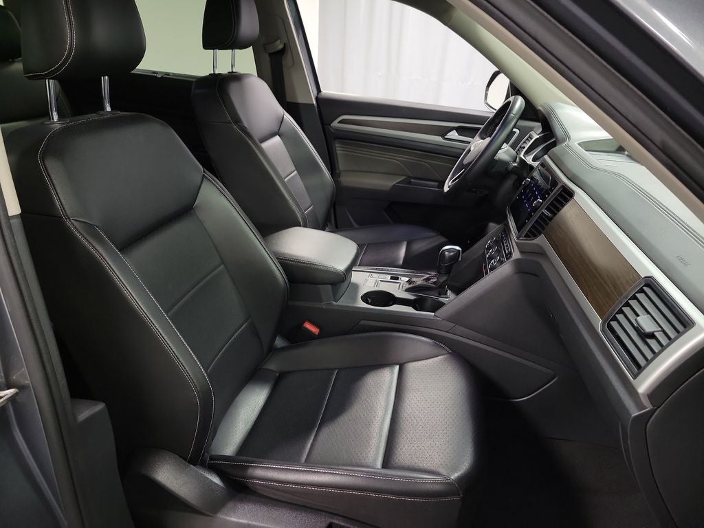 2021 Volkswagen Atlas 3.6L V6 SE w/Technology