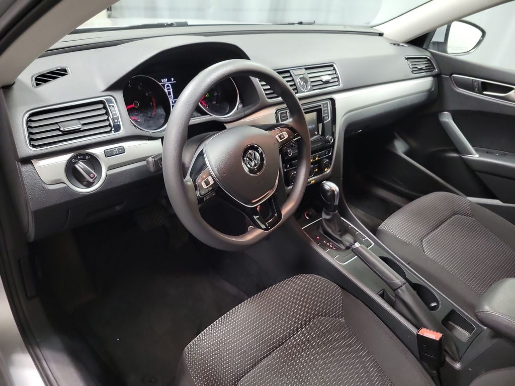 2016 Volkswagen Passat 1.8T S