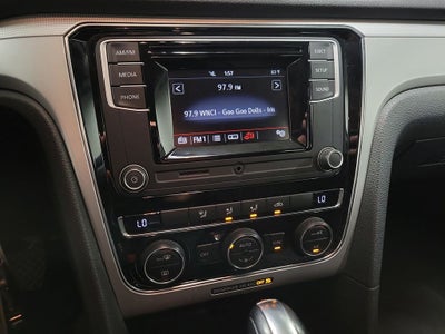 2016 Volkswagen Passat 1.8T S