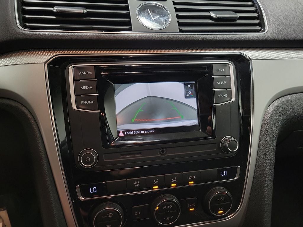2016 Volkswagen Passat 1.8T S