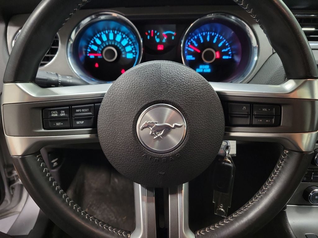 2014 Ford Mustang V6